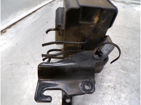 107184509-289d31b4-4940-4c3c-b3b8-bfccae52d4df-Piece-Bloc-ABS-PEUGEOT-2008-2-12-PURETECH-12V-TURBO-94fd7d22ad76ee8dab6e29be90afee9efb9982a76356e9e6acd444df0c10249c_m.JPG 2