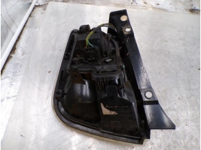 107232759-58bc56ea-9239-4508-86a7-785235f32d5b-Piece-Feu-arriere-principal-droit-FIAT-be7389e3edb543184f349aa8101bd366ff83307604117a5565ef95a251e7f055_m.JPG 2