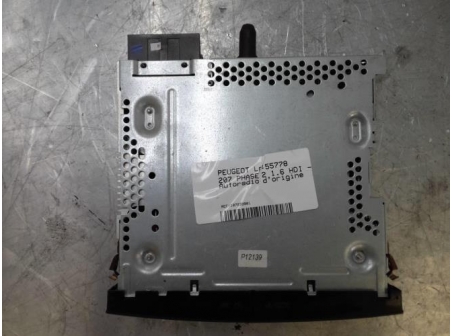107233901-db154ec4-1198-49d2-82ca-33a199c65b34-Piece-107233901-Autoradio-dorigine-PEUGEOT-207-PHASE-2-16-HDI-16V-TURBO-7744afbe2dc2542ebaffc24c76712488f0c4225b3bac769bb5335d613dbcc069_m.jpg