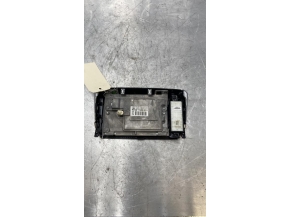 107249046-f9d43129-4c91-4bcf-9787-648a9266b9e9-Piece-Autoradio-dorigine-PEUGEOT-2008-1-PHASE-1-ef9e934bd05086b90d1936130be0aae06fe19643624931e86fd83b1d8bfe47d5_m.jpg 2