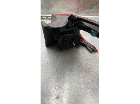 107249406-c89c0710-d3f8-407e-821d-f379317f252d-Piece-Feu-arriere-principal-gauche-feux-PEUGEOT-2008-1-PHASE-1-055d96862ec061694bc80741c0d1a9b3d8173cb30351c15ff872fd46c4bc19b9_m.jpg