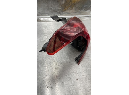 107249406-01239c71-f30c-4cda-91a3-3872b28e363a-Piece-Feu-arriere-principal-gauche-feux-PEUGEOT-2008-1-PHASE-1-5c604ef21c5b5a99364e4f27a927d35c65a85787ab2ea8ce56bb1007eea2bf56_m.jpg