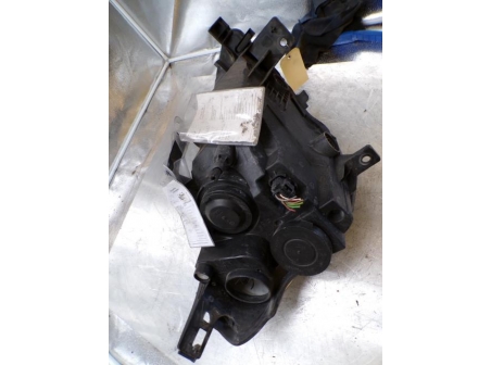 105632993-33ce6390-5bf5-4b4b-9fdf-89111ede203b-Piece-105632993-Optique-avant-principal-gauche-6208K4-PEUGEOT-PARTNER-Diesel-7633a72aa2d770c0aa8e433e0ecf645d7a2468a16ac9c877bce239f0b4c0063c_m.JPG