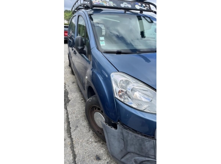 Vehicule-PEUGEOT-PARTNER%20-2010-30c322606b95b8340f5816bf0f827edbd303370c6137a9aad2e306965c110686_m.jpg