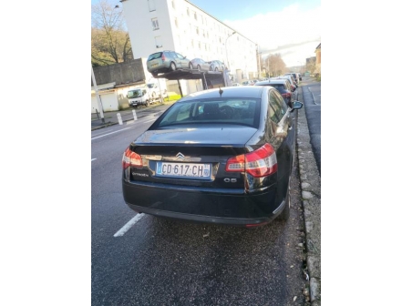 Vehicule-CITROEN-C5%202-2012-1919c0f9f89620893f7928116d517c48dbd2b9196467f44c190e12b81c9f215d_m.jpg