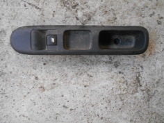 Piece-Interrupteur-de-leve-vitre-avant-droit-PEUGEOT-3008-Access-Diesel-9a3a9d8fb2d3b93300842ff01027db1ea2cb5734cd3d743e697a4168ad85ba01.JPG