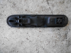 Piece-Interrupteur-de-leve-vitre-avant-droit-PEUGEOT-3008-Access-Diesel-9a3a9d8fb2d3b93300842ff01027db1ea2cb5734cd3d743e697a4168ad85ba01.JPG 2