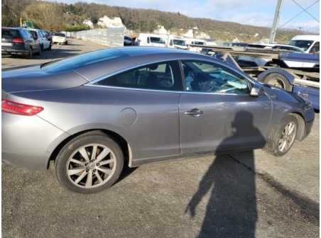 Vehicule-RENAULT-LAGUNA%203%20PHASE%201%20COUPE-2010-01ccd1abf621576366a0a397f768cd780d84199e1487cb4dd1ad821548fa7243_m.jpg