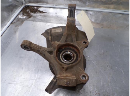 107249926-97a5b5b6-ccbb-4f6f-9d96-4aa6e97da666-Piece-107249926-Moyeu-avant-gauche-HYUNDAI-BAYON-10-GDI-12V-TURBO-HYBRID-9d5b46204149f594fec931af3ce57c9f7412a3897333375da914208935316dd3_m.JPG