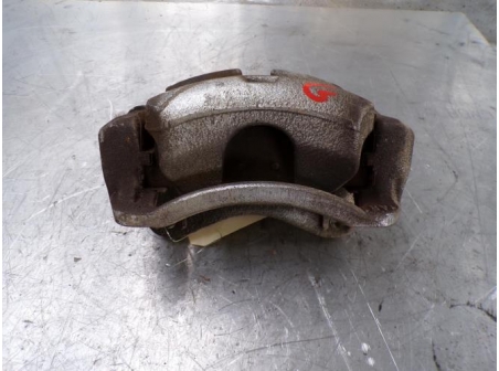 107250009-55f42583-e4db-4197-a7fd-2895087eea5d-Piece-107250009-Etrier-avant-gauche-HYUNDAI-BAYON-10-GDI-12V-TURBO-HYBRID-dd488ec842091bb5ca6f1dc221cb140404f75e65e605a3454fb374a1d2505109_m.JPG