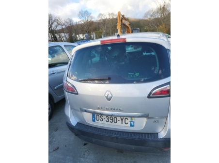 Vehicule-RENAULT-SCENIC%203%20PHASE%203-2015-a21cc4bde747ddfa959528cb27ea4382c4fe7ec08a30648400a250ec45a95e8a_m.jpg