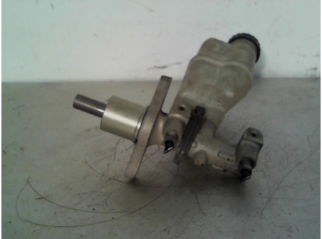 Piece-Maitre-cylindre-(freinage)-4601Y8-9646980980-PEUGEOT-407-BERLINE-SW-407-SW-PHASE-1-Diesel-58a3ac65a9c6e10af641129005555d2af096796b92cc64bdcd92122befc11411.jpg