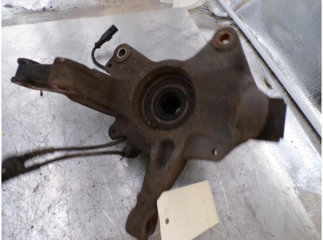 107412235-c79e0ed0-c44d-49ff-8ddb-2b7aaa6a7727-Piece-107412235-Moyeu-avant-gauche-RENAULT-MEGANE-3-PHASE-3-BREAK-12i-16V-TURBO-TCE-115-ab7b6b28d5340692af6288fa1bd8fb420398e974711171c872a5f7fe23703de4_m.JPG