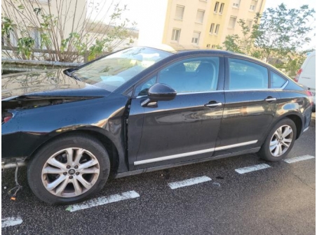 Vehicule-CITROEN-C5%202-2012-158eb3472ec1153e69000bbae0332db3ec7903ee039b2e97e0f62668756ea314_m.jpg