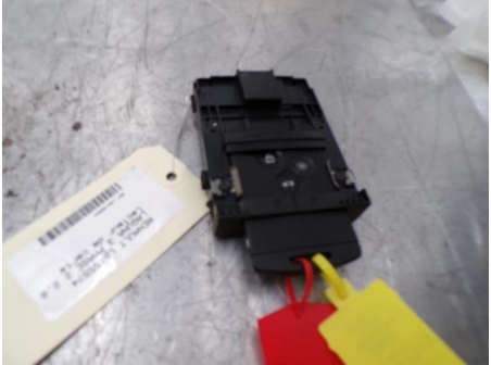 106125644-5a435aac-cf77-494b-a184-3b761c4ba45a-Piece-106125644-Lecteur-de-carte-285909828R-RENAULT-LAGUNA-3-PHASE-2-20-DCI-16V-TURBO-c7a46952f04485c4496431dfb1c0ae4ae17b9beffba916e15ab9ea146bb12d08_m.JPG