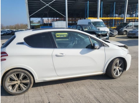 Vehicule-PEUGEOT-208%201%20PHASE%201-2013-bf194714919a3c29900f60cb59ce2f52ac277af3fdba29641267f9cd30f574a2_m.jpg