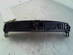 Piece-Bouton-de-warning-PEUGEOT-308-PHASE-2-ESSENCE-054b6fc4d731092ef92cb4ff3e145f332736723d8a0635224e4a29705ecc8f7a.jpg 2