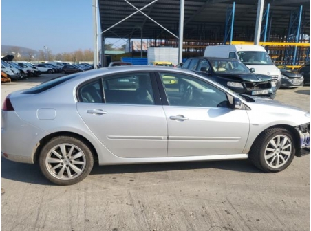 Vehicule-RENAULT-LAGUNA%203%20PHASE%202-2010-ff378dce2238d25b7532d2650f8447e3f454a93de805e8e88cfa2021ca38d17c_m.jpg