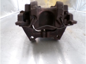 107582101-8d70852a-f02a-4e68-84bf-87b1f033579e-Piece-Etrier-arriere-gauche-VOLKSWAGEN-45fbb1baef1a086201d25f9501b22f04ad1609fae314b7eefffccc417b6f3fb0_m.JPG 2