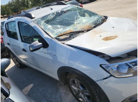 Vehicule-DACIA-SANDERO%202%20PHASE%202-2018-d43337d4a5d7bbd4f898bfc288f3667c780922e2bb3ad4ea9cb1bd37ec0da386_m.jpg