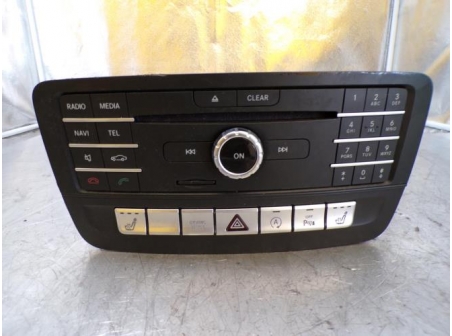 107589835-f2511092-37c1-4a90-bad7-01e0bfe6c5f8-Piece-107589835-Autoradio-MERCEDES-CLASSE-A-176-PHASE-2-200-16i-16V-TURBO-e710ce140bfde2dac491d5ee2d443f7a47a56af775a49e9c37156490351533d2_m.JPG