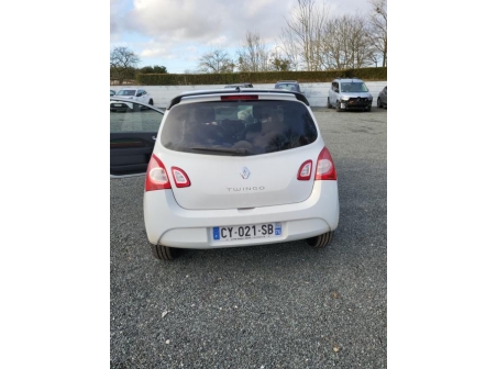 Vehicule-RENAULT-TWINGO%202%20PHASE%202-2013-431911ba0c6bfbe3cf94894b434b3b2658bd19693e69ad8c030f3e360ec876b8_m.jpg