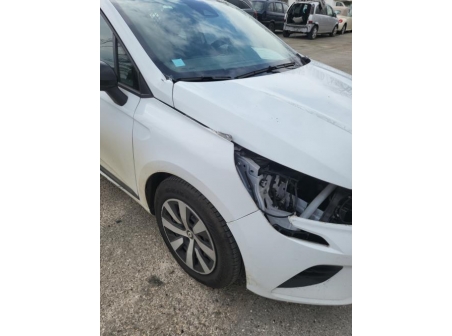 Vehicule-RENAULT-CLIO%205-2023-2c97fb5bdf4a28f4712c70b30768ae3d894d489722da667080628fc6c8030888_m.jpg