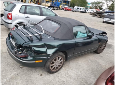 Vehicule-MAZDA-MX5%202%20PHASE%201%20CABRIOLET-2000-2bc8f99208ee6832a4166ca4d24e3586214b4b4c04f3e8e7df1c697a886983ad_m.jpg