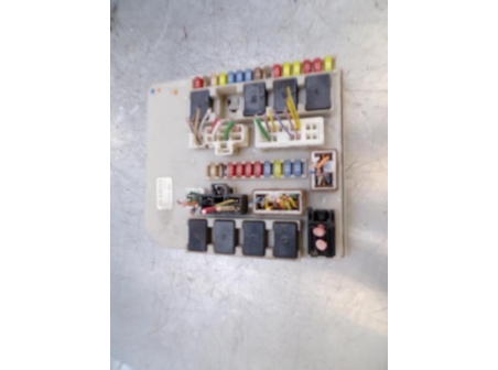 107682527-e768b47c-ad3b-4302-ba7e-3a89f84296a7-Piece-107682527-Boitier-UCH-8201054131-RENAULT-CLIO-3-PHASE-1-15-DCI-8V-TURBO-9cfb90eacc0a0bdf9848534a6390bc31a97b73bcafda325d1bbc01f3f0e855e9_m.JPG