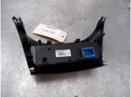 107405746-562abeb8-931a-49ab-be84-d1bcd50298e9-Piece-107405746-Commande-chauffage-PEUGEOT-2008-1-PHASE-1-16-BLUE-HDI-8V-TURBO-442e74d4d33af26d2aad55c1b1767e3375e5025a79254fb95373880b9a4ebafa_m.JPG