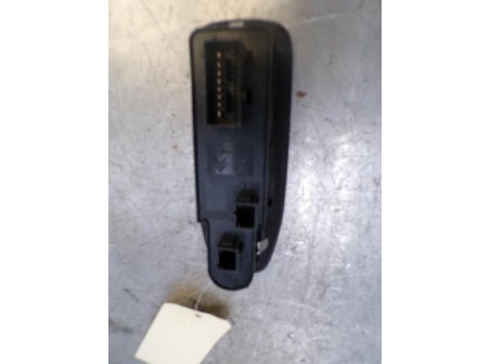 107405747-a96c57a9-8474-4ac6-99fe-25953ed554ec-Piece-107405747-Interrupteur-de-leve-vitre-avant-gauche-PEUGEOT-2008-1-PHASE-1-16-BLUE-HDI-8V-TURBO-ed0a5def6b3bf7bc33d8ebe44364f29f5a47c6bc1c59c0e4e7c51a028a5dac03_m.JPG