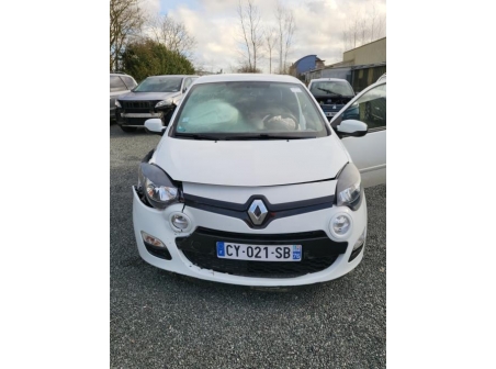 Vehicule-RENAULT-TWINGO%202%20PHASE%202-2013-b1d4a4fa54748e7bedcf799f23e2baebf394f6a11ec0b8f5197658cbc9c3ca88_m.jpg