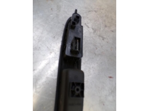 107773924-662b2252-a0e2-453d-8e47-f7d932d61ecf-Piece-Interrupteur-de-leve-vitre-avant-gauche-CITROEN-9487122dcfdc1c24687a32291d0eb742993849df407adaf890ef73dc94e8cd09_m.JPG 2