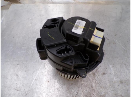 107686296-2e1fc681-f20a-436b-b6bc-8419cd58cca4-Piece-107686296-Ventilateur-chauffage-272104788R-RENAULT-CLIO-5-3326d9fc2670aab66e113c4238f123cc45587cf5c0867d543fcdf4d6199e07af_m.JPG