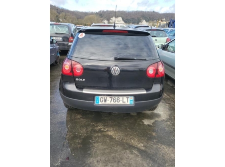 Vehicule-VOLKSWAGEN-GOLF%205-2008-59aa56ca6e491b3ea55b9b69fa0901d90ae95d5d110215018d15158f4da844de_m.jpg