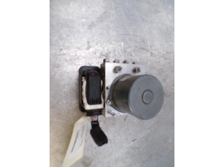 107686301-d081b8d8-cfbb-4fc2-b6a5-1ebc27c524b6-Piece-107686301-Bloc-ABS-RENAULT-CLIO-5-6b8b550201017d4f3823970abe11f259617f73c92ce74b166ec2f43f4caf41e2_m.JPG