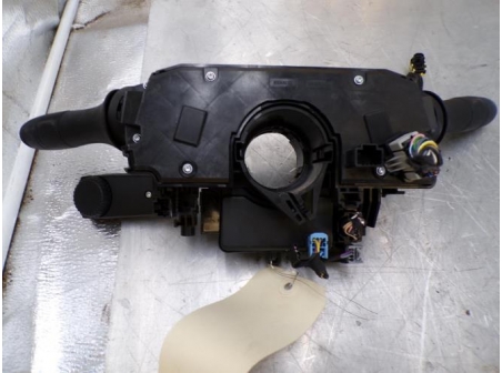 107685259-8934e67d-0a80-43de-a823-d7ce5a8dcd44-Piece-107685259-Com-255674797R-RENAULT-CLIO-5-7504828ad6d13fc1473f73d670370b10e9b9eecfe3c536618ef4ebf4d5c583ad_m.JPG