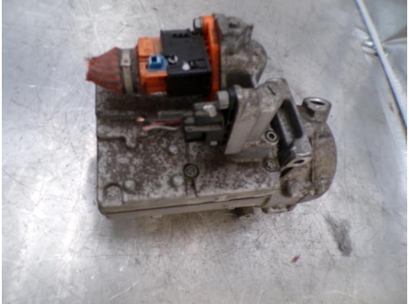 107645537-1bf1b254-1032-4efd-8e9e-3213a69d8392-Piece-107645537-Compresseur-clim-926008999R-RENAULT-ZOE-1-ZE-ELECTRIQUE-9b792e4235186ac65947203d1c5aa8786e487cb8393bc9a6e7f6fcd29cbc04ab_m.JPG