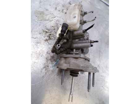 107645542-1dd57927-7e6a-4ed1-9940-741a1b8faccc-Piece-107645542-Maitre-cylindre-460115213R-RENAULT-ZOE-1-ZE-ELECTRIQUE-aae3b31d71650220f2bf4906fb1643e4c1401e9537510bc0e1d18e7d6c9b3c8f_m.JPG