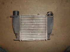 Piece-Echangeur-air-(Intercooler)-RENAULT-CLIO-III-c8b15180eaff4cf27c97bd98c3aad1f31d211933c510384a39979802b5ca7a6f.JPG