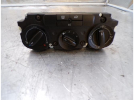 108001369-80de8cca-c71e-4c0f-ad56-84022c7c7823-Piece-Commande-chauffage-VOLKSWAGEN-b2e7ffe5b2f50eef38eb387e0fac4e66faed7b65d4775b1c56172c531fecab19_m.JPG