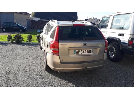 Vehicule-KIA-CEE-D-1-SPORT-WAGON-PHASE-2-BREAK-2010-f021b3cad89cc8d503ca35fe7e000e1b4ec06990727b039ca5424fbc624ab349_mtn.jpg