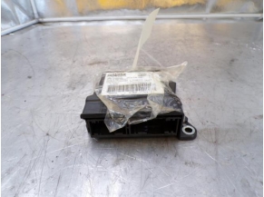 107941414-bf81fafe-0314-44d7-8afa-509a77661660-Piece-107941414-Boitier-air-bag-9803832380-CITROEN-C3-2-PHASE-2-10-VTI-12V-4befd78bd3e9efa8de1d650c102892da2c13f34eedabdd289839dd52922ef55c_m.JPG