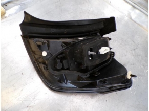 107940682-88eec655-6038-4c71-a1e2-dca1bd46d81f-Piece-107940682-Feu-arriere-principal-gauche-9803928880-CITROEN-C3-2-PHASE-2-10-VTI-12V-d797480d4bea074e358ae6aac4be65cd0412fada59219337034a6b91e7415b7e_m.JPG 2