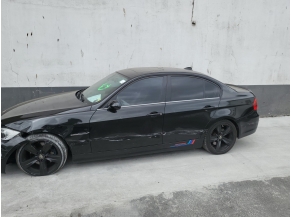 Vehicule-BMW-SERIE%203%20E90%20PHASE%201-2005-260e5b69611beca1ea233fa44c1906c1f8c54d71740f3b1b573d301801c67b1a_o.jpg 2