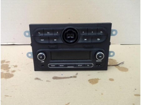 108009299-846b2b76-233d-4e59-b5c7-1e1f00b445f1-Piece-108009299-Autoradio-280211484R-RENAULT-TWINGO-3-Essence-ee9cb897355a154333a0a77ae4a62044c111b2f5c631b35ab5b0a926f9d53b9e_m.jpg