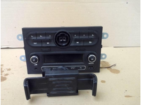 108009299-52089031-15de-4696-a214-b0806ae523d3-Piece-108009299-Autoradio-280211484R-RENAULT-TWINGO-3-Essence-e3fbc99581a3ff462e173df9ad1fb6ea88c37116825cc168113fa8884e8d76d0_m.jpg