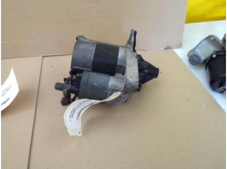 108010575-eb218848-7360-4e03-b26c-ba61e7cf3d4c-Piece-108010575-Demarreur-233009161R-RENAULT-TWINGO-3-Essence-a957e9f610b2136564a45f8bd908d2acdbdf6ea8d45a32c2a041edb61e9fb01c_m.jpg