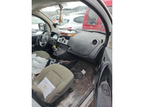 108157452-00901c4c-35ef-4abc-92bb-e3f90b8c0cd9-Piece-Amortisseurs-arriere-RENAULT-1fbba2ffbfeb0cdbba4d788a0cd66e34ba4ffe852e30c684b954dbb56350e3fe_m.JPG 2