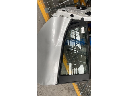 108011713-4d283169-fddc-4f98-8950-12e5297dee37-Piece-Porte-arriere-droit-821008626R-RENAULT-CLIO-4-PHASE-2-64dbb7c0f87c518a82a733d30d41f7b940f51ba14bbe1046cdd0aed7ca352daf_m.jpg